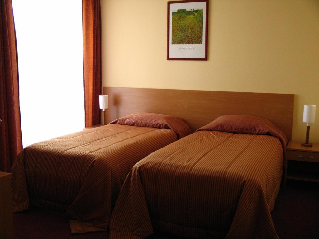 Siauliu Krasto Medziotoju Uzeiga Hotel Siauliai  Ruang foto