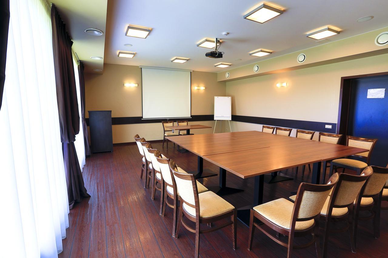 Siauliu Krasto Medziotoju Uzeiga Hotel Siauliai  Bagian luar foto